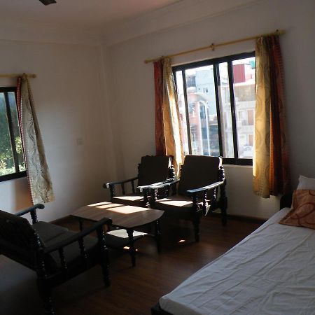Pokhara Abroad Inn Extérieur photo