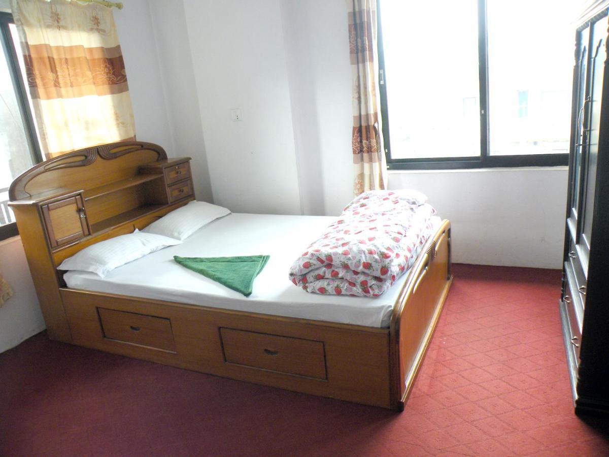 Pokhara Abroad Inn Extérieur photo